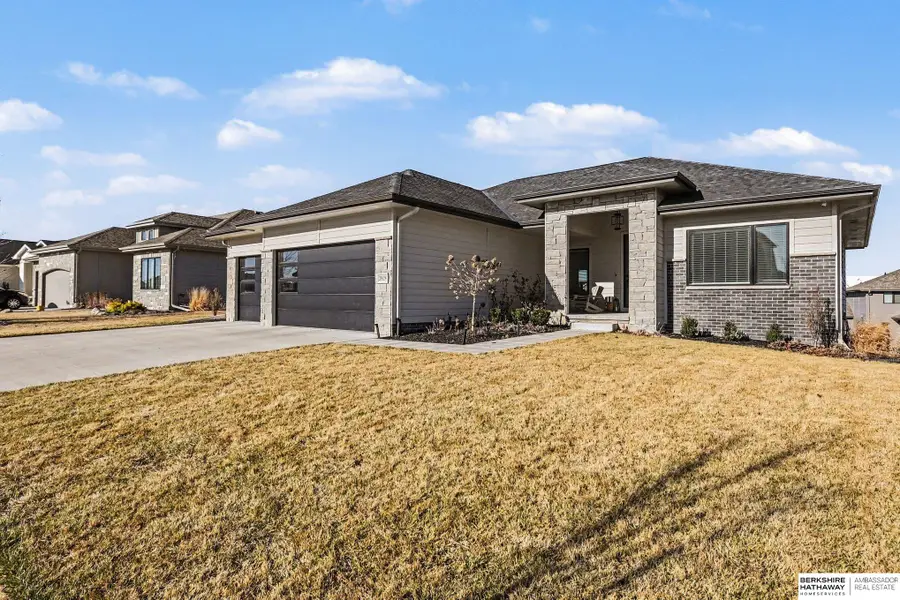 3924 S 207th Street, Elkhorn, NE 68022 - #3