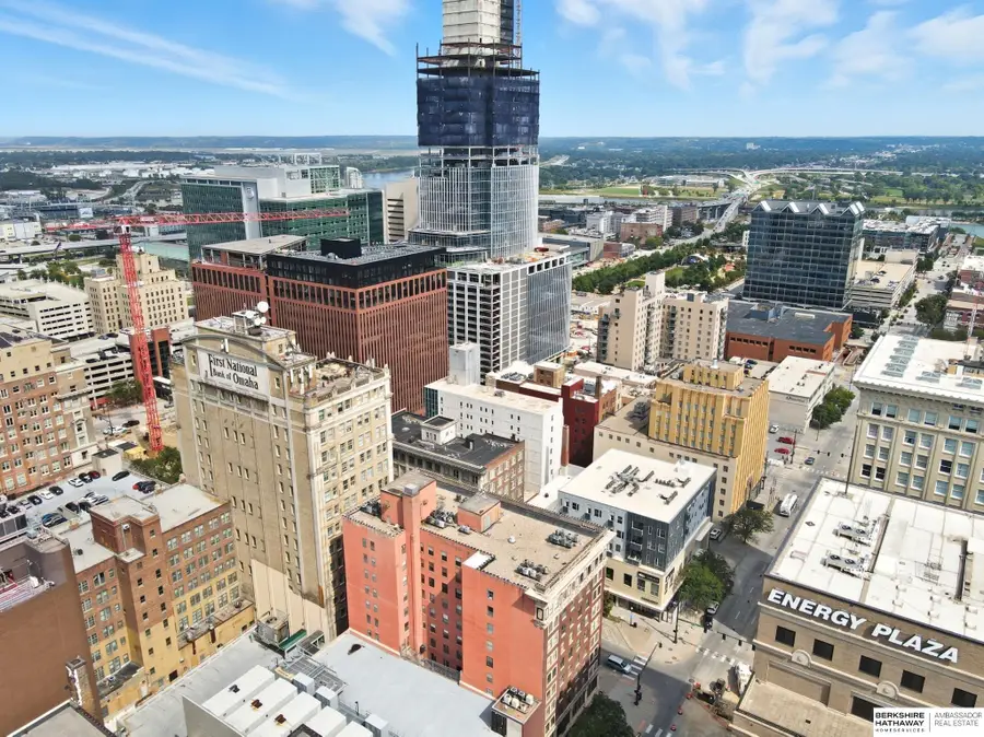 312 S 16th Street #302, Omaha, NE 68102 - #3