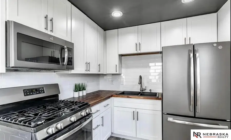 4140 U Street, Omaha, NE 68107 - #3