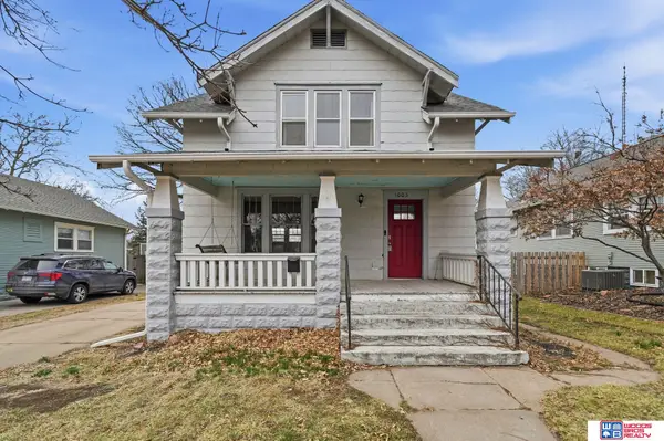 1003 S 34th Street, Lincoln, NE 68510