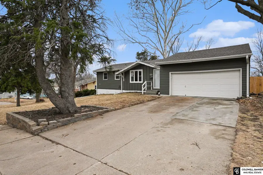 4626 N 94th Street, Omaha, NE 68134 - #2