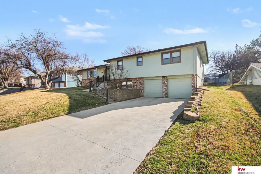 3937 N 95 Street, Omaha, NE 68134 - #3