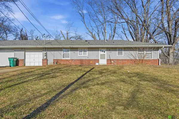 5106 W Zeamer Street, Lincoln, NE 68504