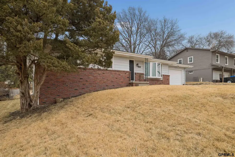 3708 Greene Avenue, Bellevue, NE 68147 - #2