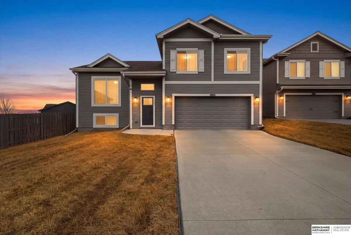 14907 Leeman Circle, Bennington, NE 68007 - #1