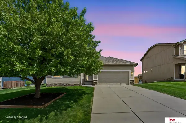 10609 S 111th Street, Papillion, NE 68046