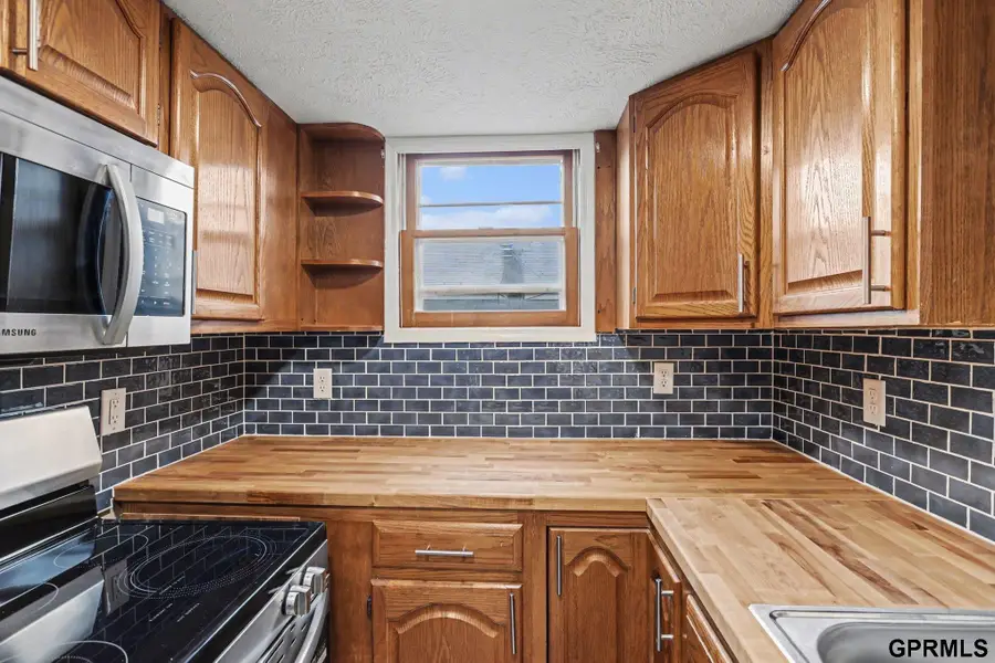 4140 N 58 Street, Lincoln, NE 68507 - #2