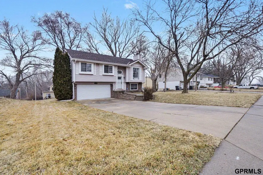 5006 Nebraska Avenue, Omaha, NE 68104 - #2