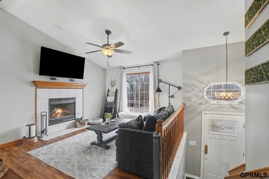 5006 Nebraska Avenue, Omaha, NE 68104 - #3