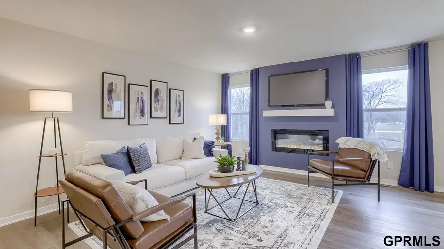 5618 N 189 Street, Elkhorn, NE 68022 - #2