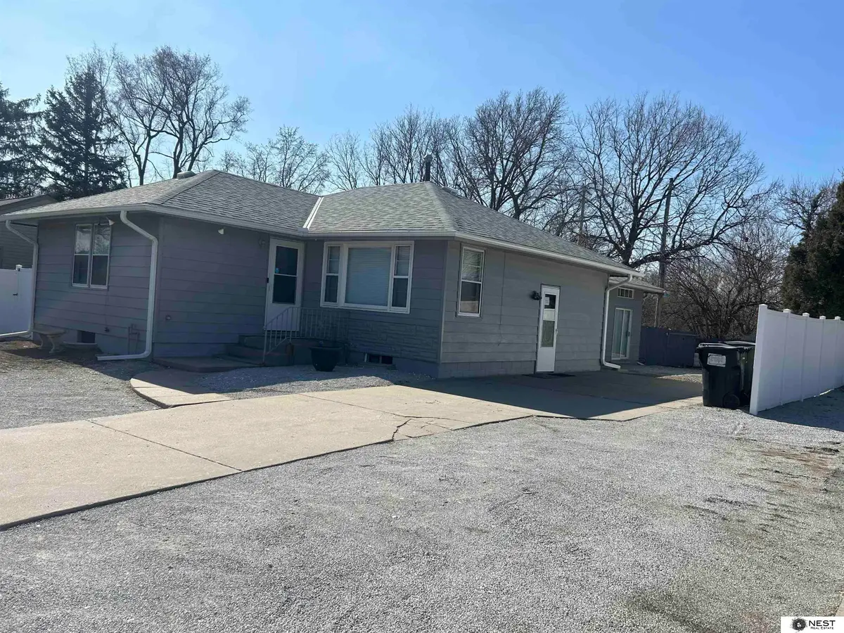2951 N 70 Street, Lincoln, NE 68507 - #1
