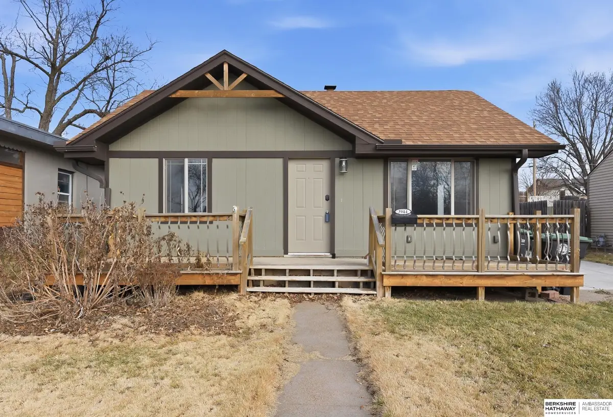 3944 Y Street, Omaha, NE 68107 - #1