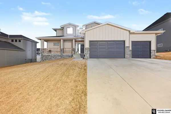 11915 S 109th Street, Papillion, NE 68046