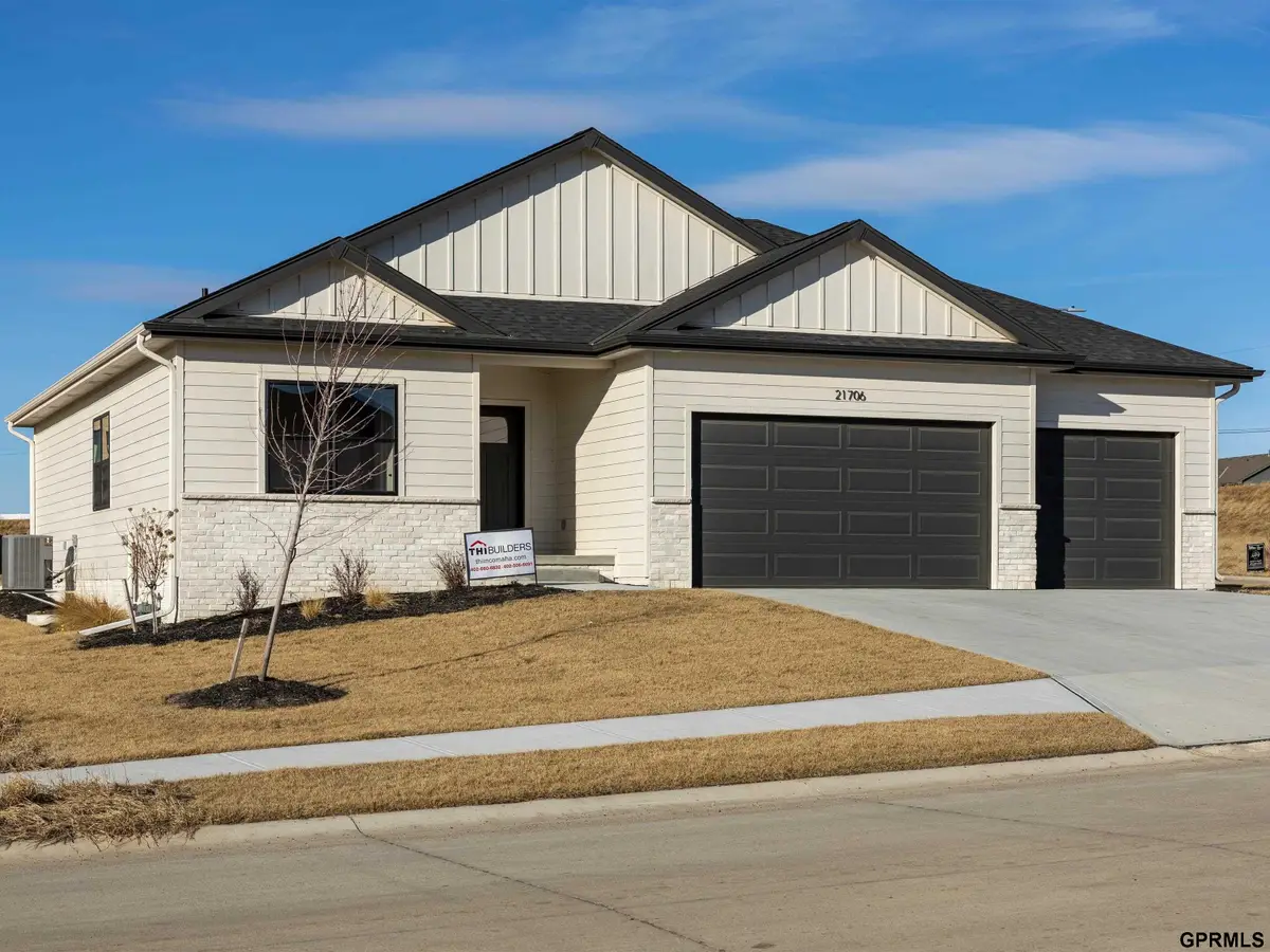 21706 Parkview Drive, Gretna, NE 68028 - #1
