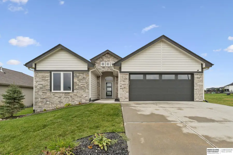 6327 S 208 Avenue, Chicago, NE 68022 - #2