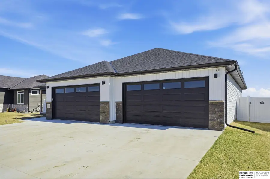 10330 S 77th Street, Lincoln, NE 68516 - #3