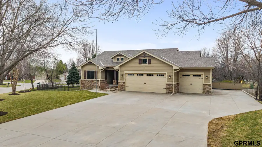 21729 Ridge Circle, Elkhorn, NE 68022 - #3