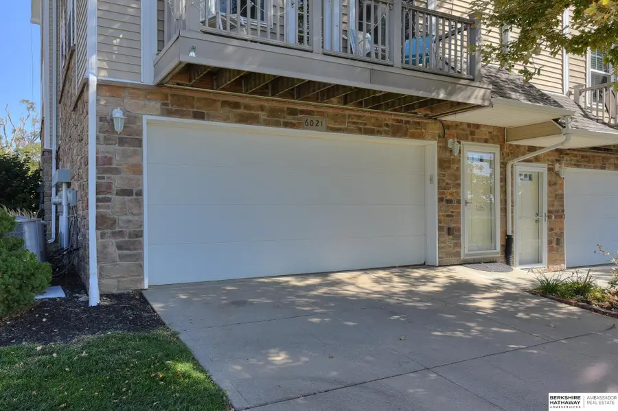 6021 N 167th Terrace Plaza, Omaha, NE 68116 - #3