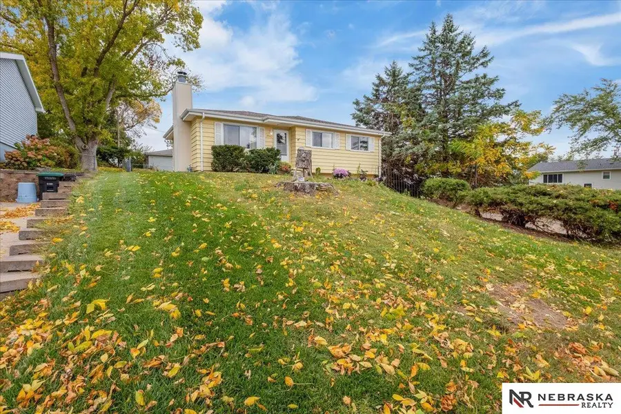 4905 N 93rd Street, Omaha, NE 68134 - #2