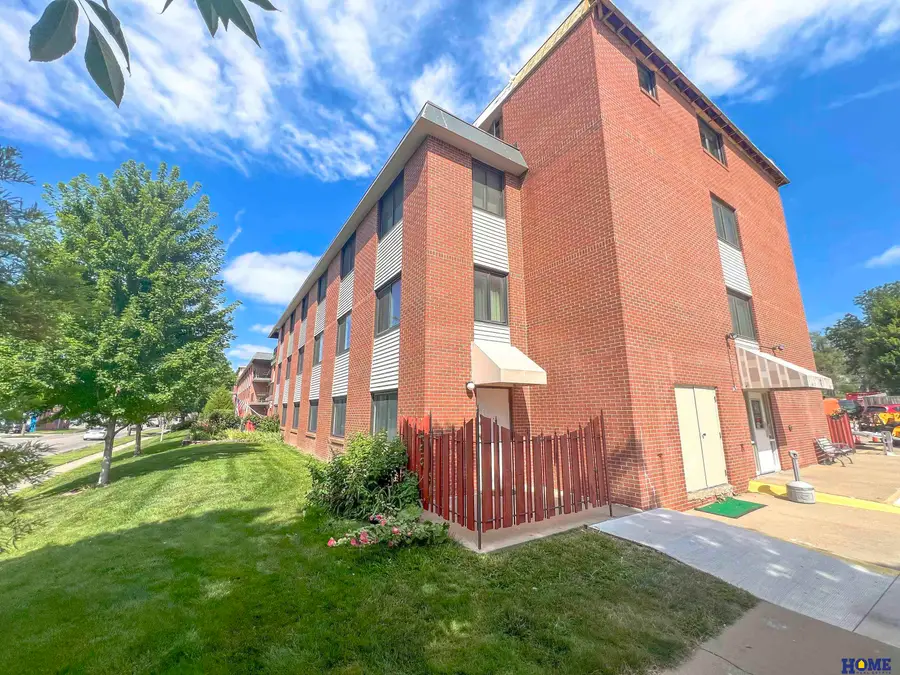 1540 N Cotner Boulevard #B316, Lincoln, NE 68505 - #2