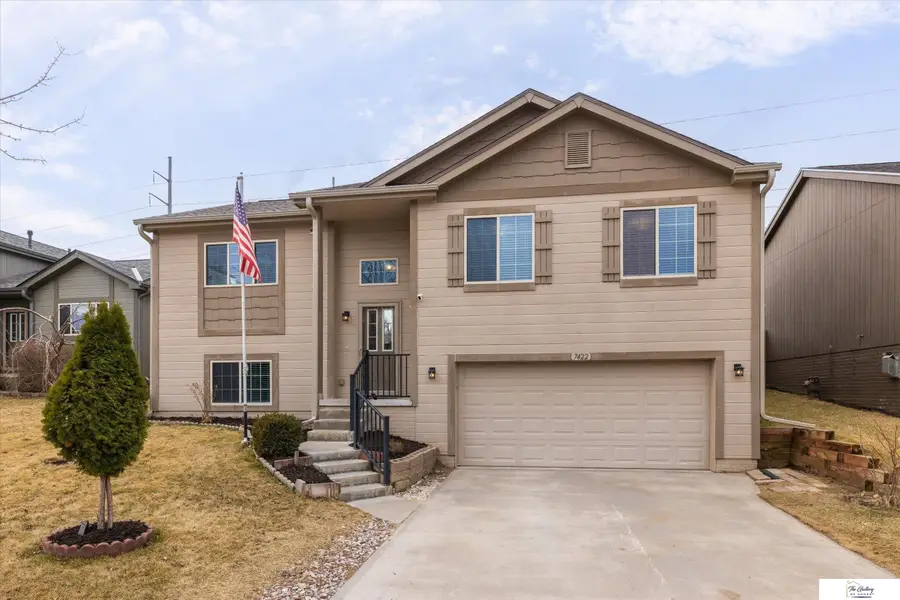 7422 N 143 Street, Omaha, NE 68142 - #2