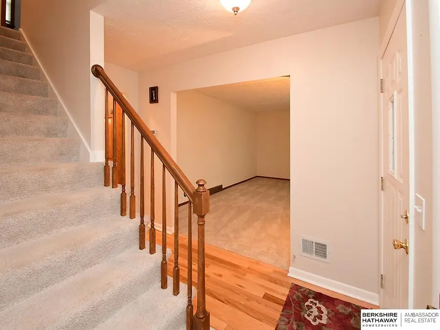 1113 Hackney Drive, Papillion, NE 68046 - #3