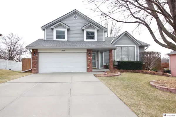 2005 Yorktown Street, Bellevue, NE 68123