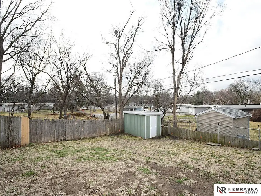 729 E Eldora Lane, Lincoln, NE 68505 - #3