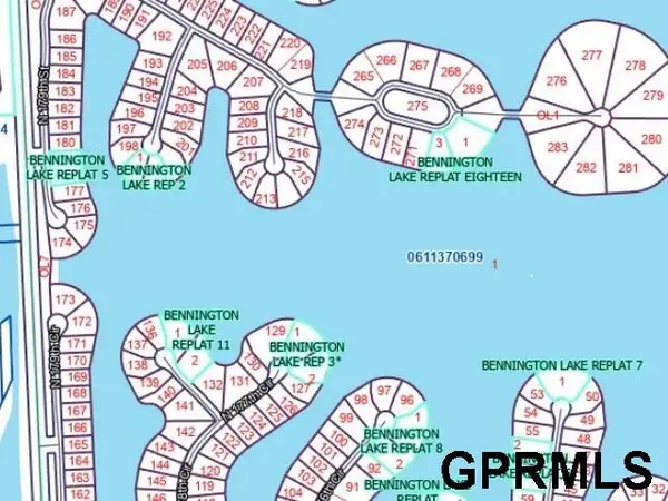 11821 N 175 Circles, Bennington, NE 68007