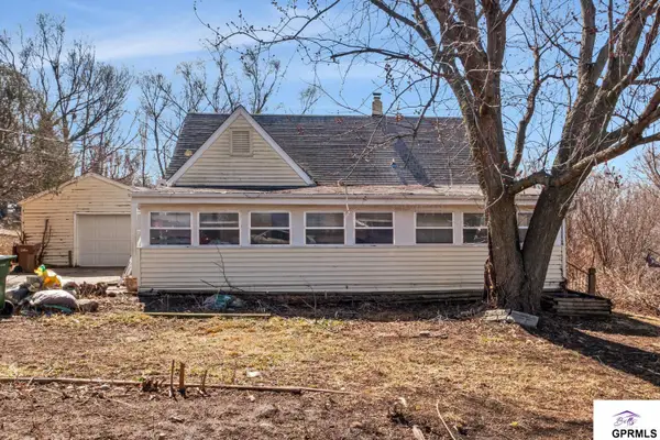 1207 Kasper Street, Bellevue, NE 68147