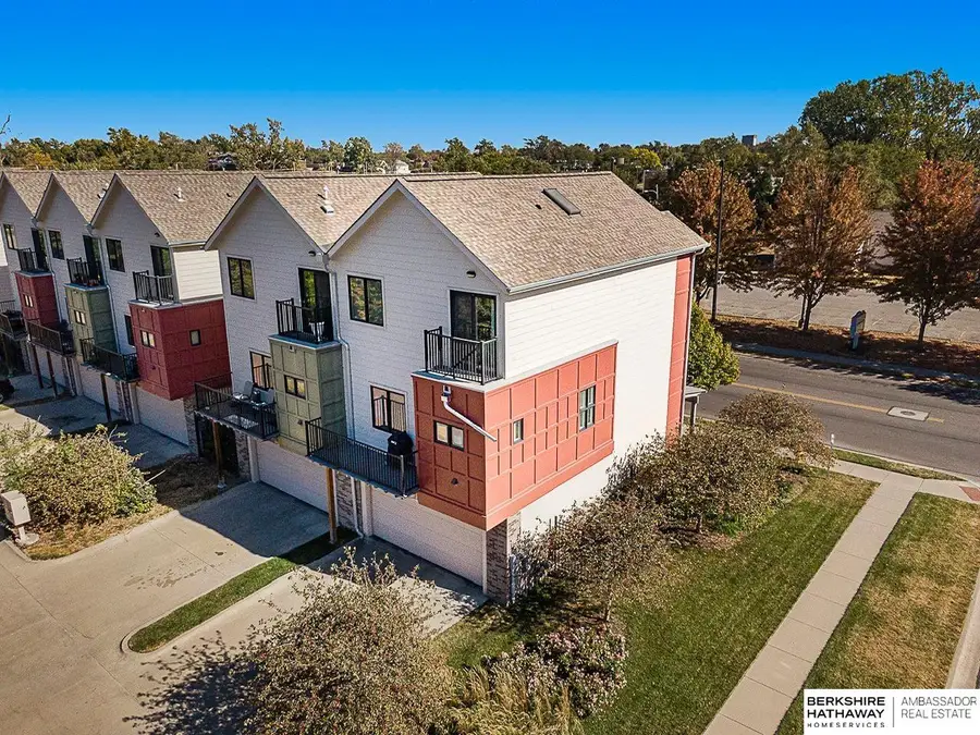 2010 N 24th Street, Omaha, NE 68110 - #2