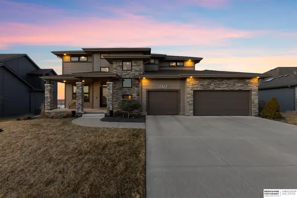 12462 Pheasant Run Lane, Papillion, NE 68046