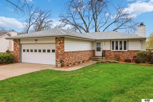 6211 Chiswick Court, Lincoln, NE 68516