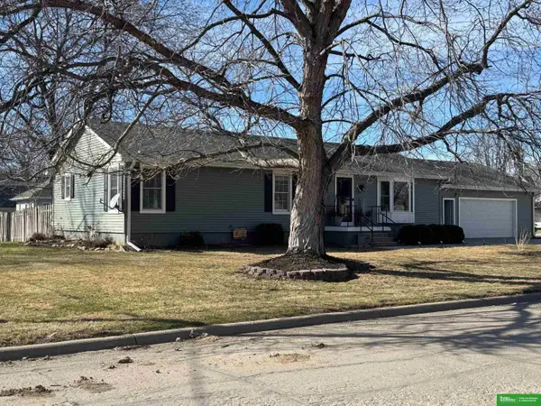 108 S 9th Street, Tekamah, NE 68061