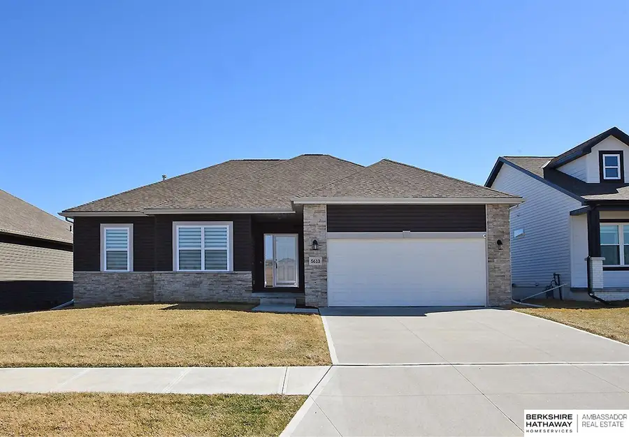 5613 N 179th Street, Omaha, NE 68116 - #2