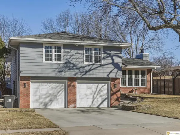 4920 S 66th Street, Lincoln, NE 68516
