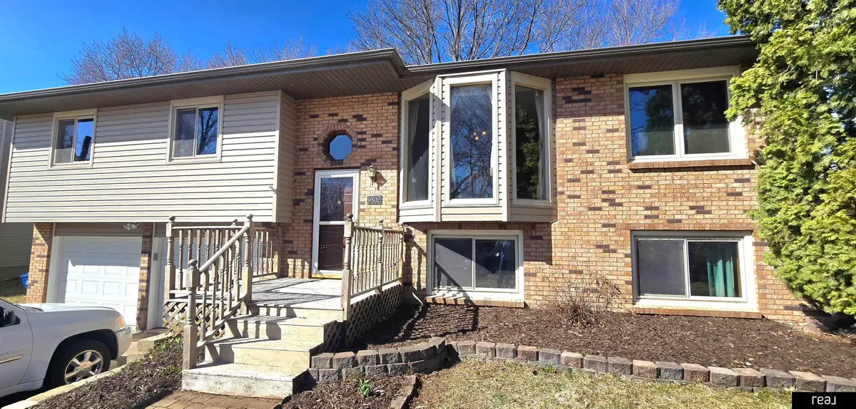 9802 23rd Street, Bellevue, NE 68123 - #1