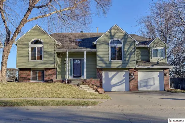 16034 Chicago Street, Omaha, NE 68118