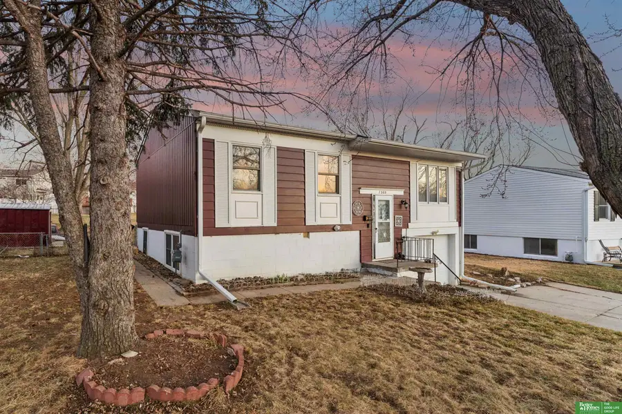 7305 S 78 Street, La Vista, NE 68128 - #2