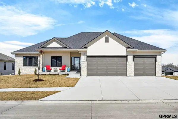 20704 Boulder Street, Gretna, NE 68028