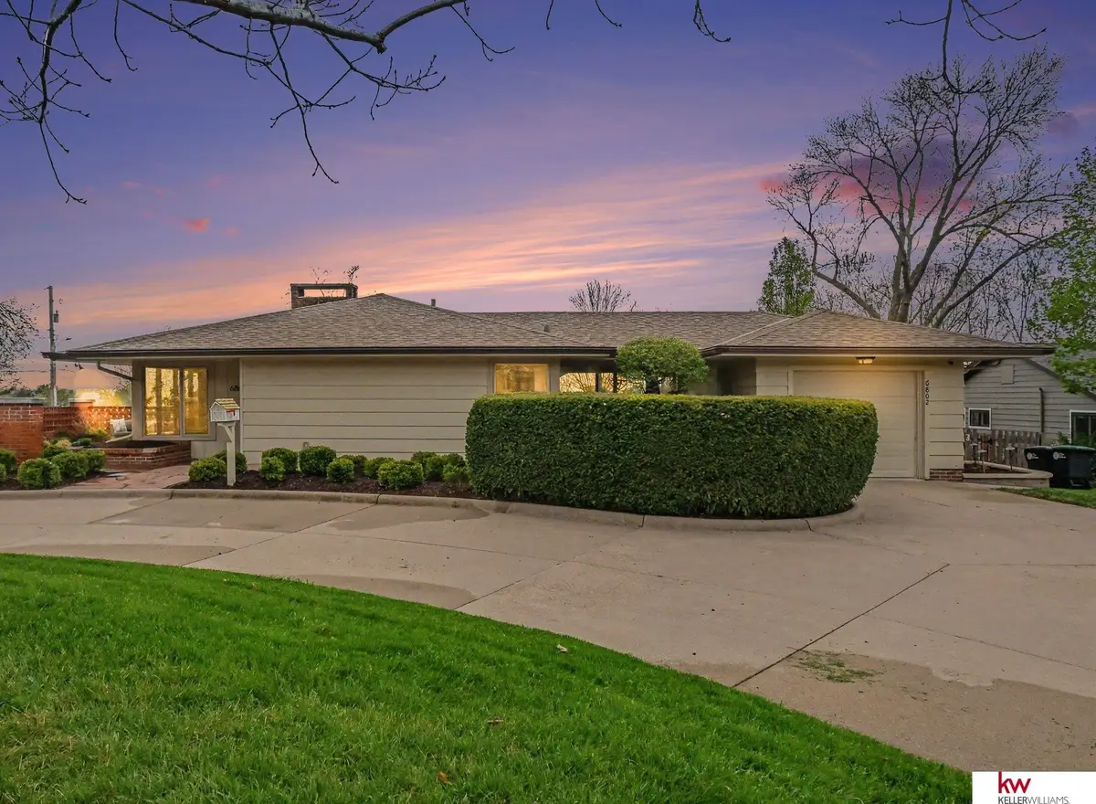 6802 Burt Street, Omaha, NE 68132 - #1