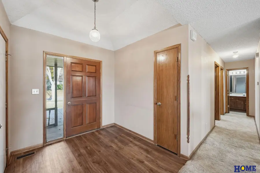 3709 Briarwood Avenue, Lincoln, NE 68516 - #2