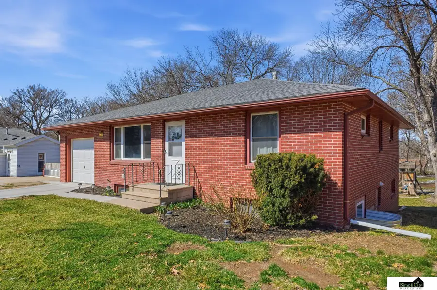 5110 J Street, Lincoln, NE 68510 - #3