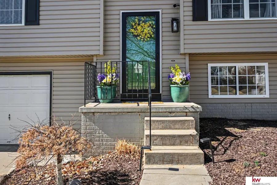 8208 N 154 Circle, Bennington, NE 68007 - #2