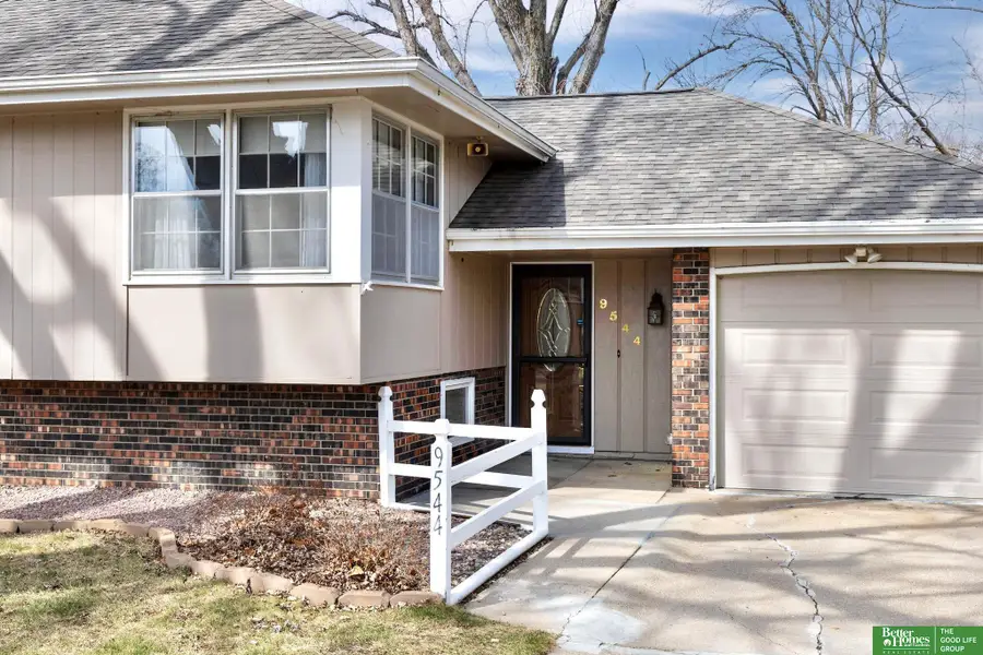 9544 Sprague Street, Omaha, NE 68134 - #2