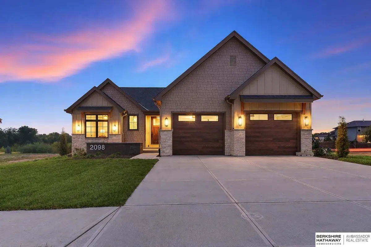 2098 N 182nd Avenue Circle, Elkhorn, NE 68022 - #1