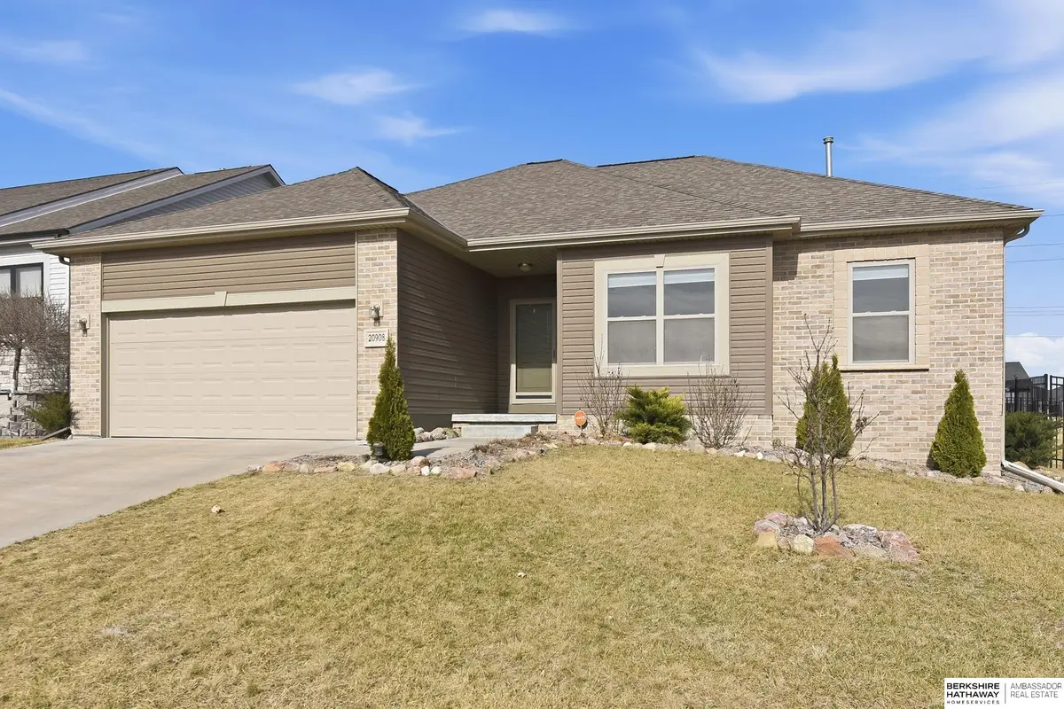 20908 Camden Avenue, Elkhorn, NE 68022 - #1