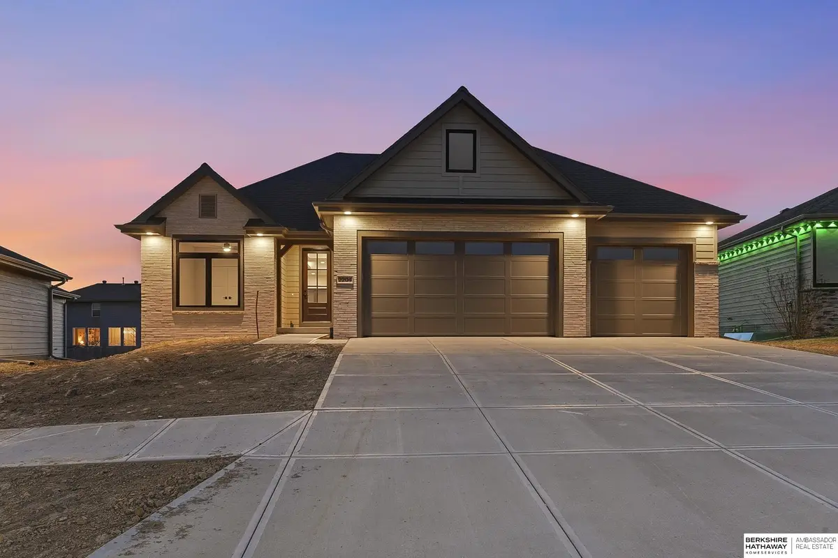 2204 N 182nd Avenue, Elkhorn, NE 68022 - #1
