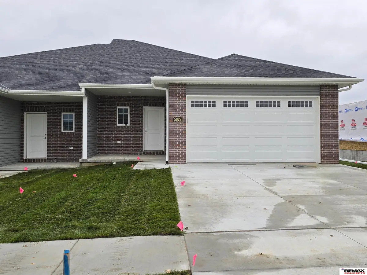 5829 S 94th Street, Lincoln, NE 68526 - #1