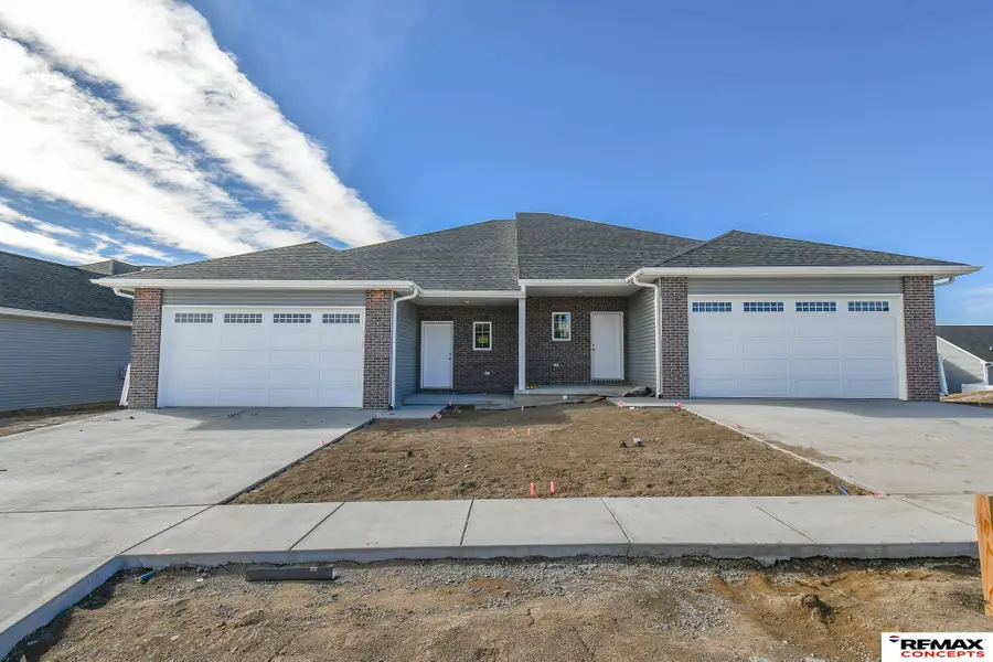 5829 S 94th Street, Lincoln, NE 68526 - #2